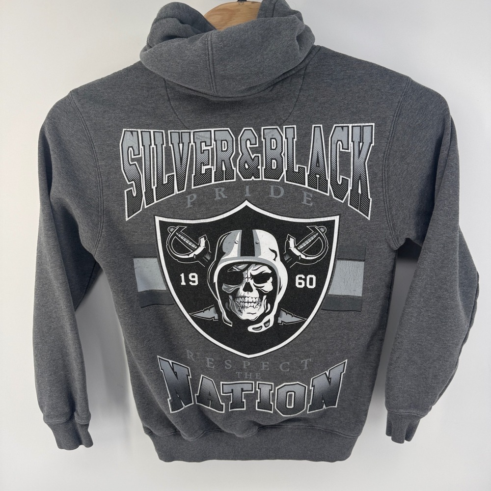 Pro-Tag Silver & Black Pride Raiders Skull Hoodie Gray Mens Medium M